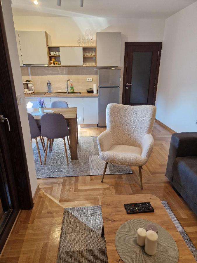 Mb Lux Lejlighed Vrnjačka Banja Eksteriør billede